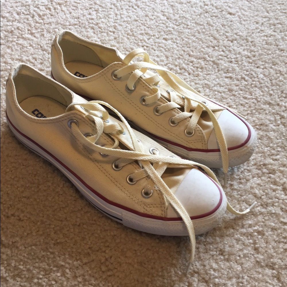 “Natural” white converse low tops sz 9.5